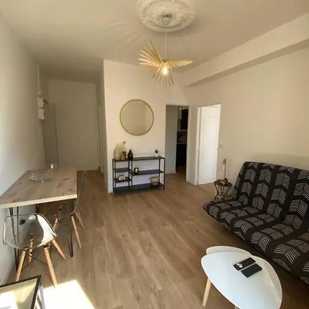 Magnifique T2 45m2 Neuf 5 Personnes Place St Marcel Hyper Centre Wifi Lave Linge Tv Corte (Corsica)