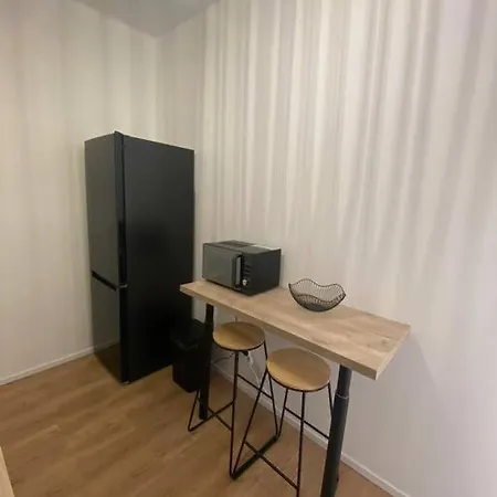 Magnifique T2 45m2 Neuf 5 Personnes Place St Marcel Hyper Centre Wifi Lave Linge Tv Διαμέρισμα *