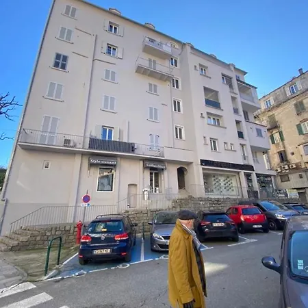 Magnifique T2 45m2 Neuf 5 Personnes Place St Marcel Hyper Centre Wifi Lave Linge Tv * Corte (Corsica)