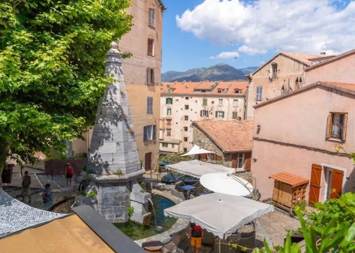 Magnifique T2 45m2 Neuf 5 Personnes Place St Marcel Hyper Centre Wifi Lave Linge Tv