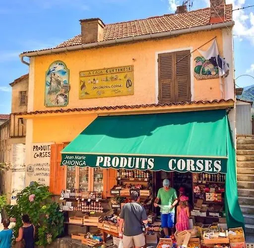 Magnifique T2 45m2 Neuf 5 Personnes Place St Marcel Hyper Centre Wifi Lave Linge Tv * Corte (Corsica)