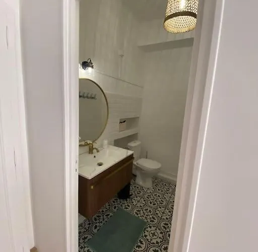 Magnifique T2 45m2 Neuf 5 Personnes Place St Marcel Hyper Centre Wifi Lave Linge Tv Apartmán *