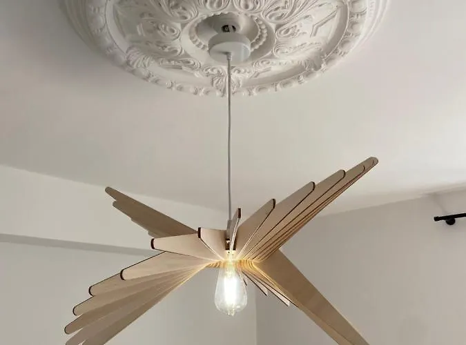 Apartment Magnifique T2 45m2 Neuf 5 Personnes Place St Marcel Hyper Centre Wifi Lave Linge Tv *